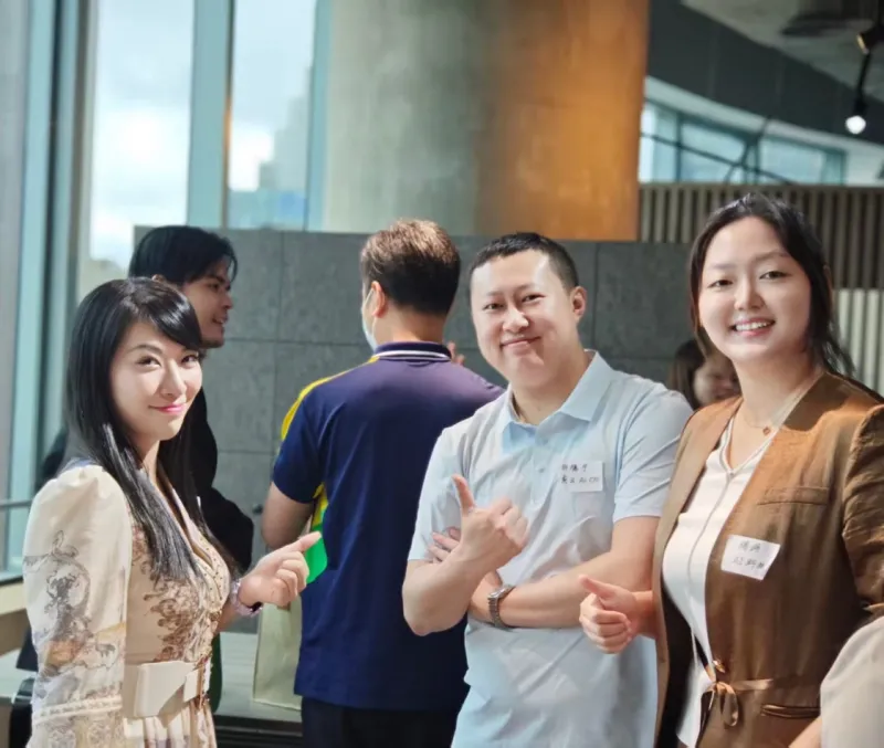 SOIN AI gemeinsam mit der Global Women Growth Foundation beim Roadshow in Hongkong - der AWE-Motor definiert die Agentic-Zukunft
